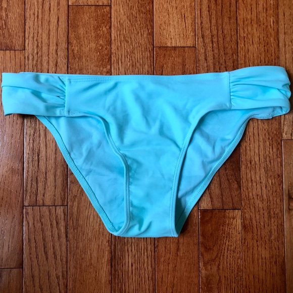 Forever 21 Push-up Underwire Bikini Top Bottom Set - Picture 4 of 6